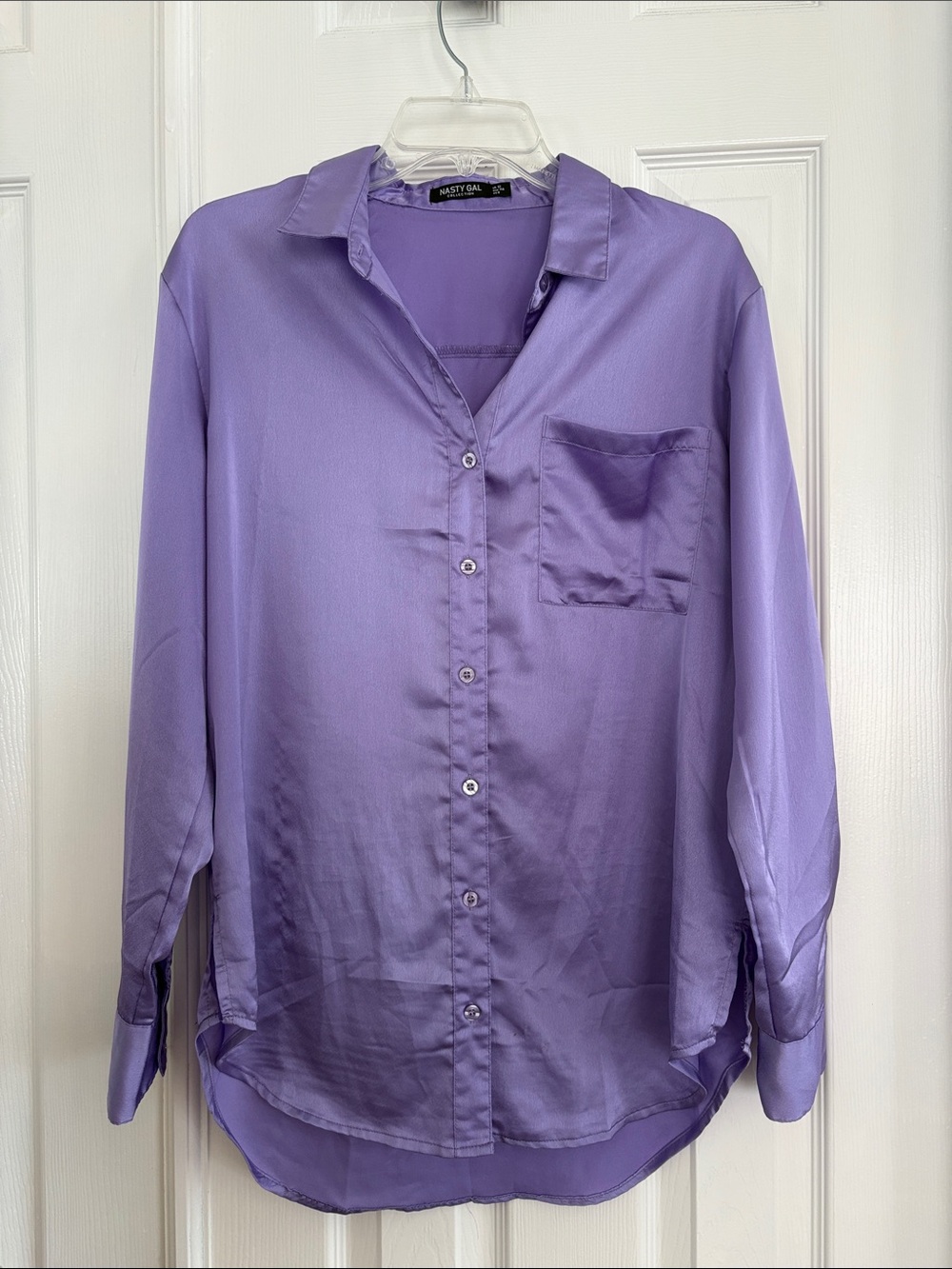 Nasty Gal Lavender purple Satin Button-Up feminine long sleeve Shirt Women’s 8